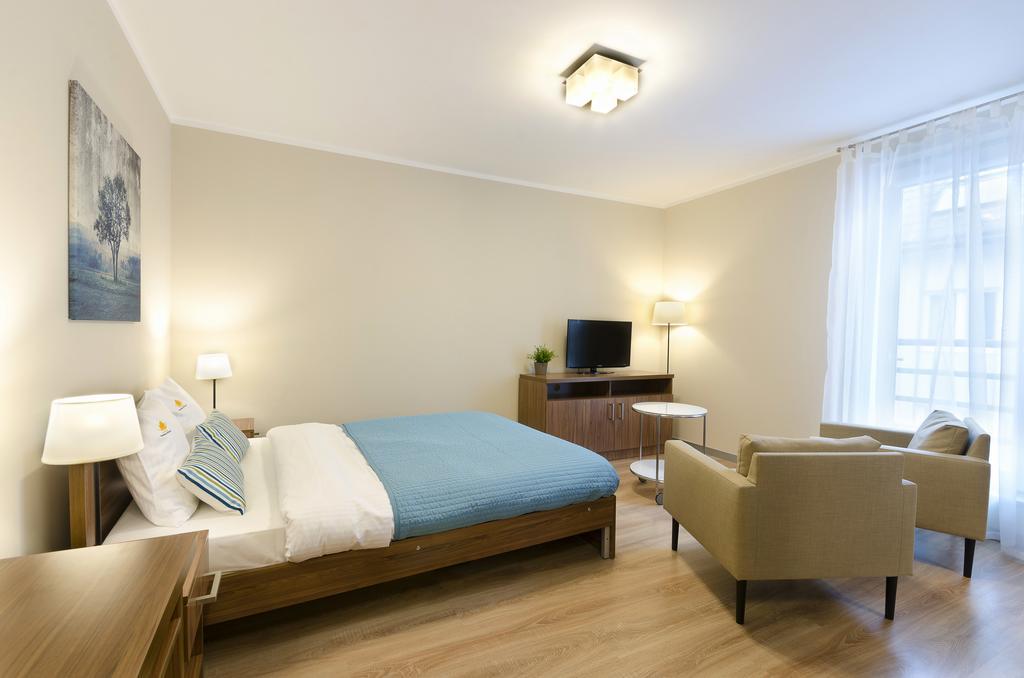 Aparthotel D&C Property Holdings Breslávia Exterior foto