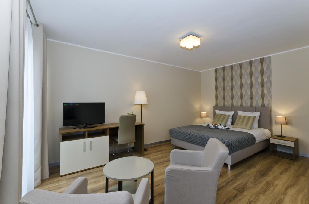 Aparthotel D&C Property Holdings Breslávia Exterior foto